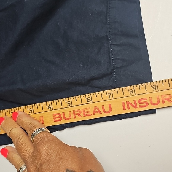 NWT Old Navy Mid Rise Everyday Shorts Sz 6 Dark Navy - Picture 7 of 8